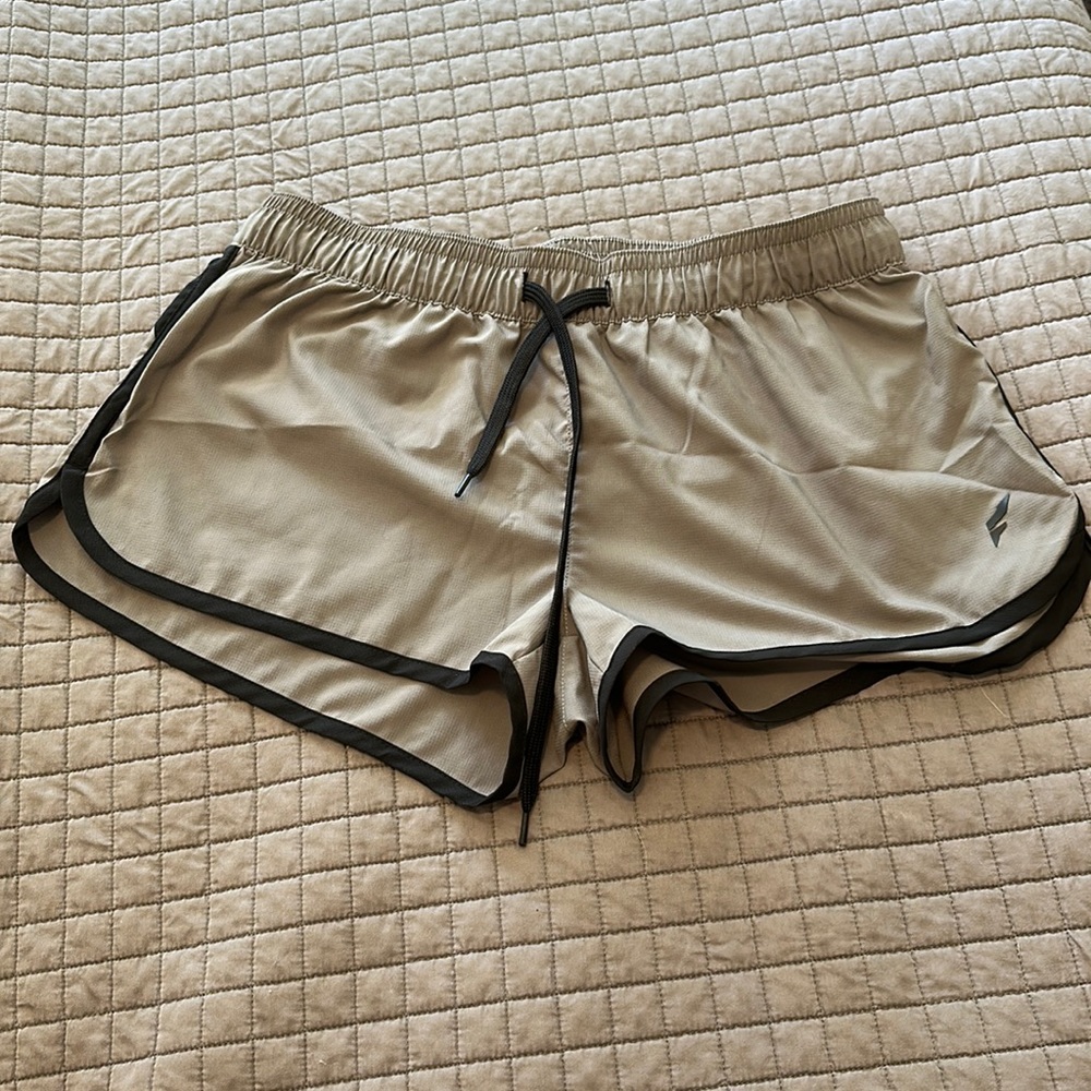 Flag Nor Fail athletic shorts. Size Medium. Grey and Black color.